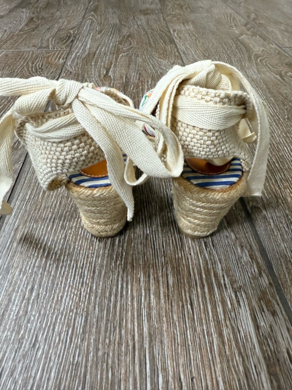 Vintage Coach Kerrie Patchwork Espadrille Wedge Sandals - size 7 - Picture 4 of 6